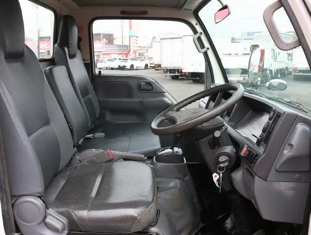 いすゞ エルフ TPG-NJR85A(2WD)の写真35