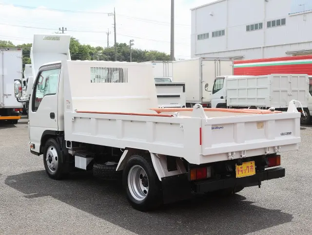 いすゞ エルフ TPG-NKR85AN(2WD)の写真26