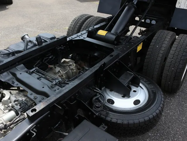 いすゞ エルフ TPG-NKR85AN(2WD)の写真43