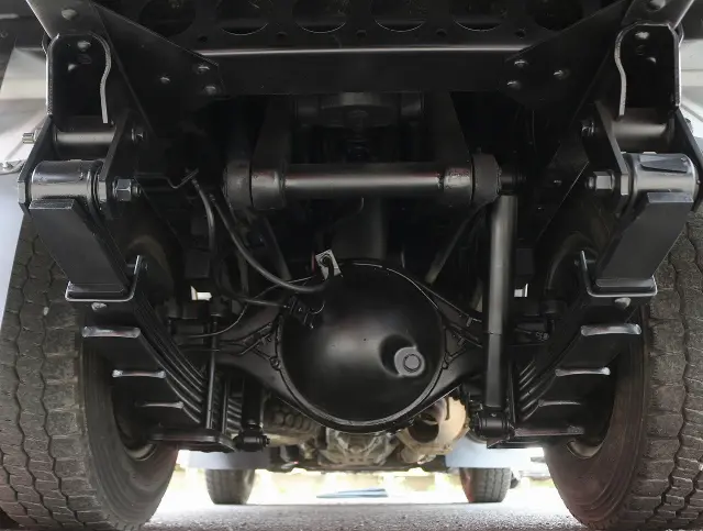 いすゞ エルフ TPG-NKR85AN(2WD)の写真46