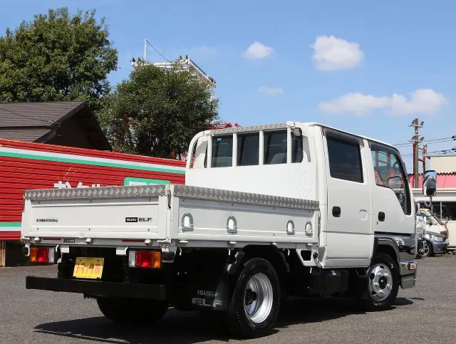 いすゞ エルフ TRG-NJR85A(2WD)の写真2