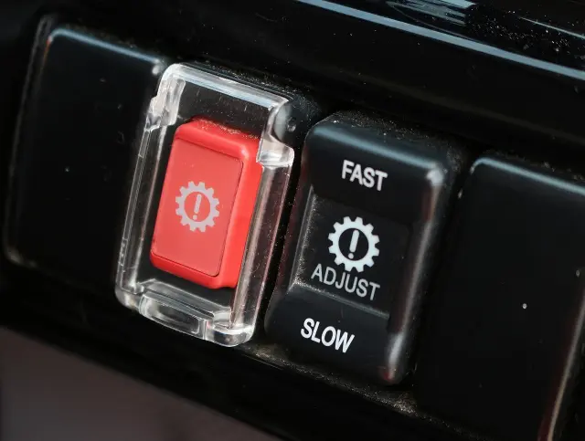 いすゞ エルフ TRG-NJR85A(2WD)の写真36