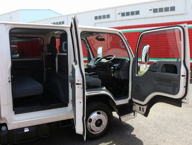 いすゞ エルフ TRG-NJR85A(2WD)の写真40