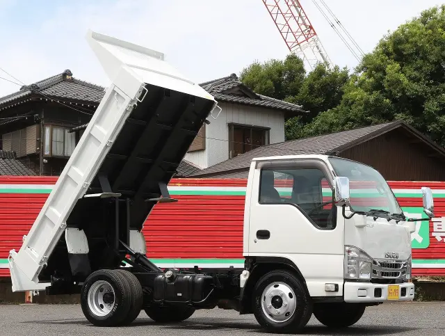 いすゞ エルフ TPG-NKR85AD(2WD)の写真20