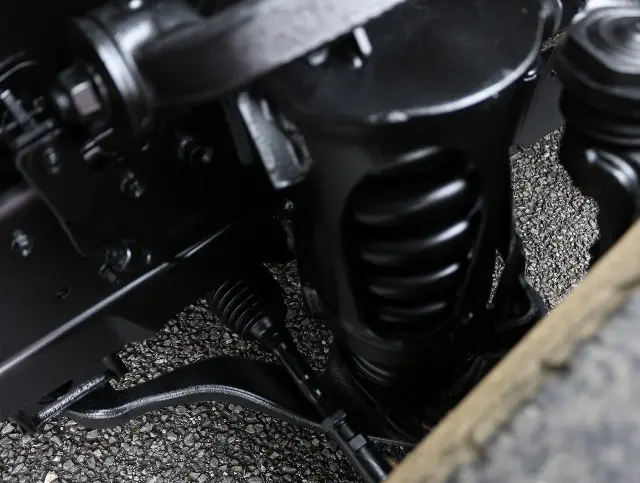 いすゞ エルフ TPG-NJR85AD(2WD)の写真45