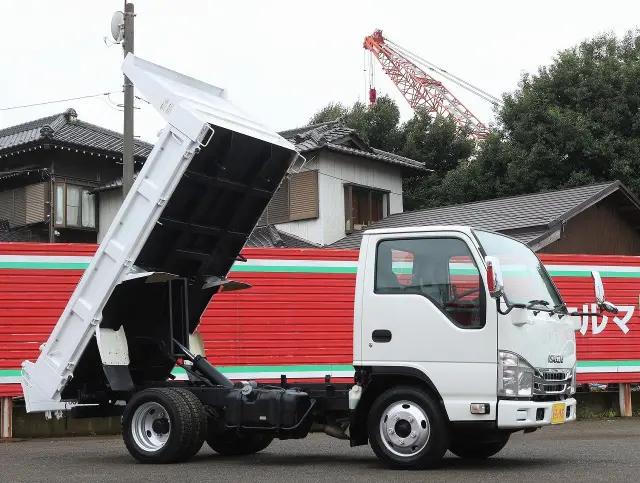 いすゞ エルフ TPG-NJR85AN(2WD)の写真20