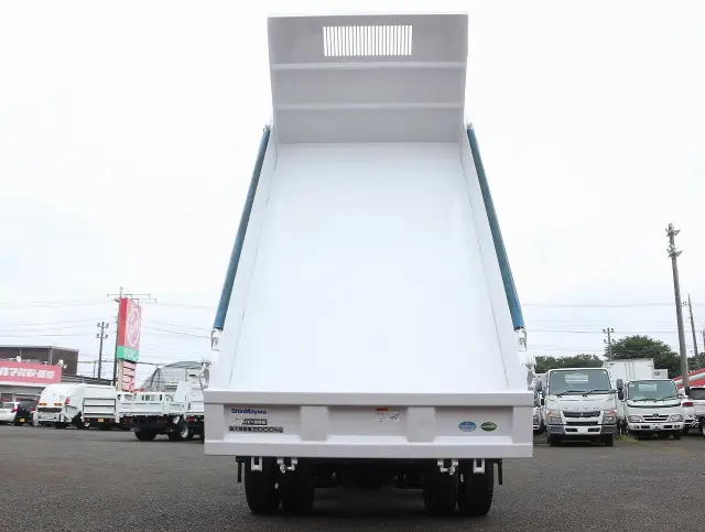 いすゞ エルフ TPG-NJR85AN(2WD)の写真22