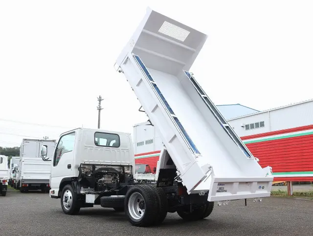 いすゞ エルフ TPG-NJR85AN(2WD)の写真23