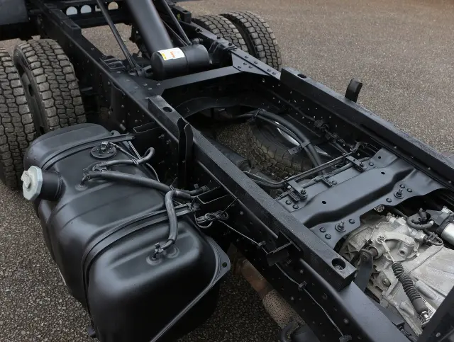 いすゞ エルフ TPG-NJR85AN(2WD)の写真46