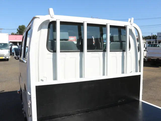 いすゞ エルフ TPG-NJR85A(2WD)の写真32