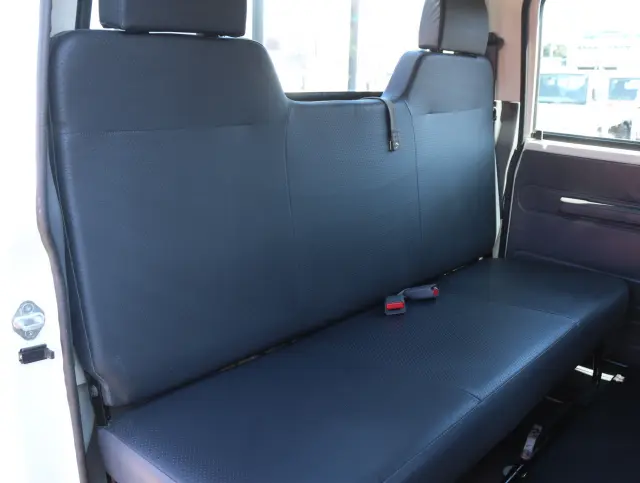 いすゞ エルフ TPG-NJR85A(2WD)の写真45