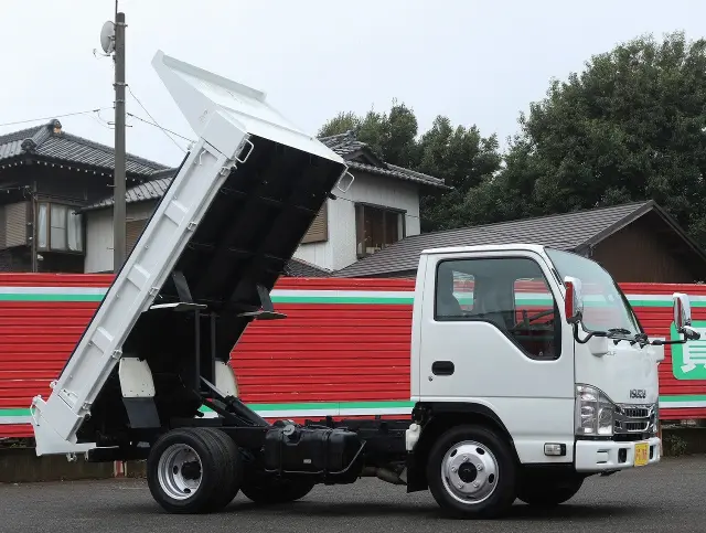 いすゞ エルフ TPG-NJR85AN(2WD)の写真20