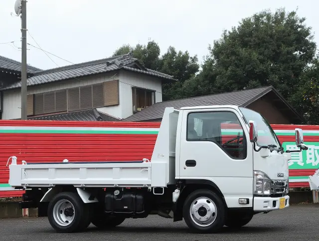 いすゞ エルフ TPG-NJR85AN(2WD)の写真26