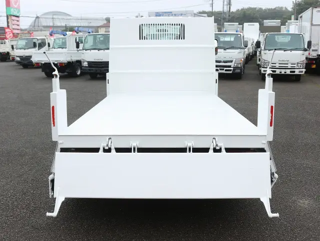 いすゞ エルフ TPG-NJR85AN(2WD)の写真31