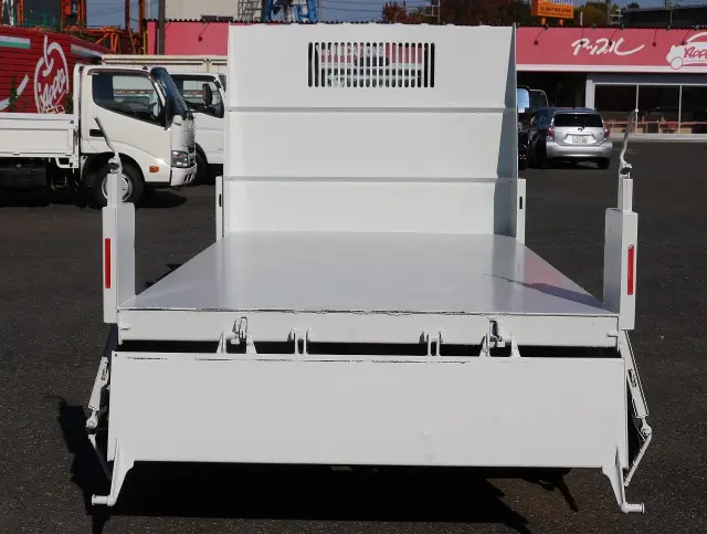 いすゞ エルフ TPG-NJR85AD(2WD)の写真28