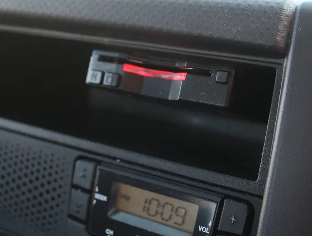 いすゞ エルフ TPG-NJR85AD(2WD)の写真43