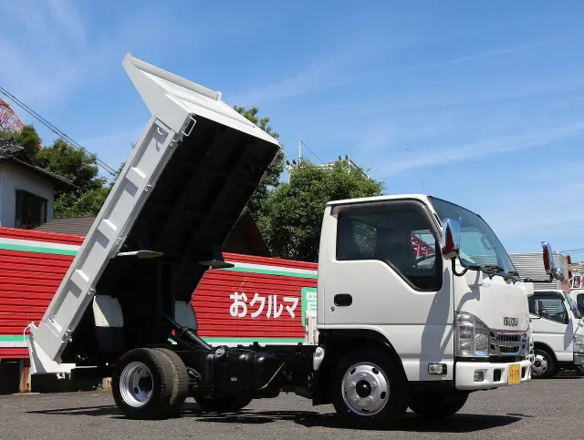 いすゞ エルフ TPG-NKR85AD(2WD)の写真19