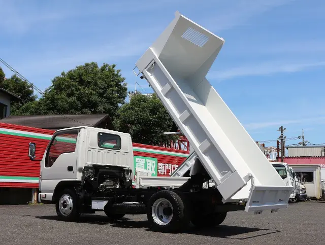 いすゞ エルフ TPG-NKR85AD(2WD)の写真22