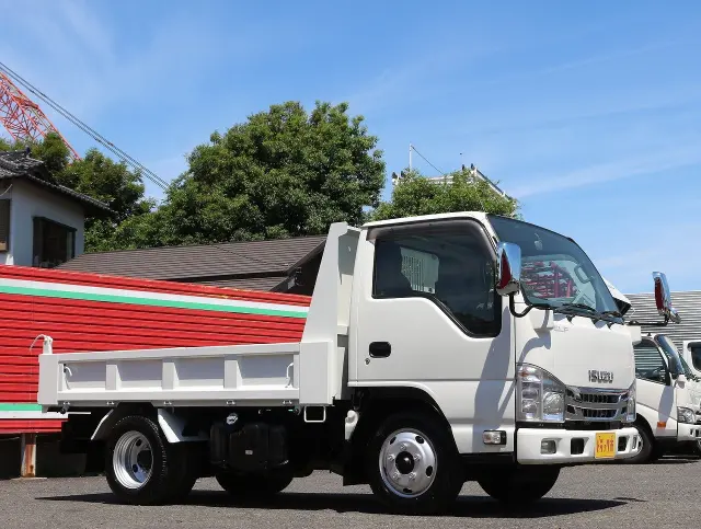 いすゞ エルフ TPG-NKR85AD(2WD)の写真24