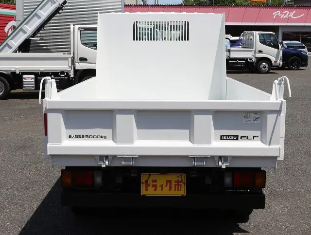 いすゞ エルフ TPG-NKR85AD(2WD)の写真27