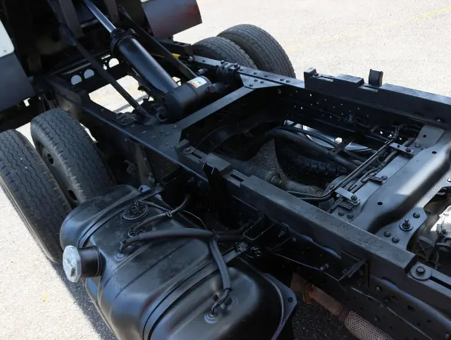 いすゞ エルフ TPG-NKR85AD(2WD)の写真46