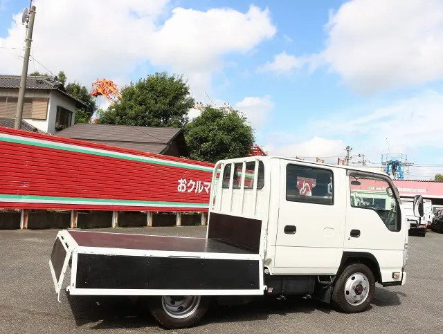 いすゞ エルフ TRG-NJS85A(4WD)の写真13