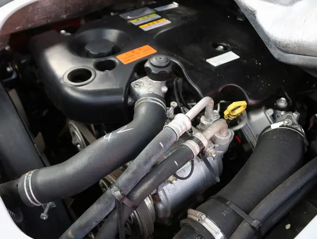 いすゞ エルフ TRG-NJS85A(4WD)の写真19