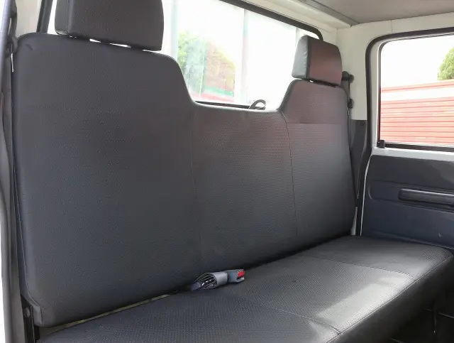 いすゞ エルフ TRG-NJS85A(4WD)の写真45