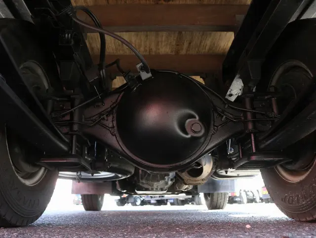 いすゞ エルフ TRG-NJR85A(2WD)の写真34
