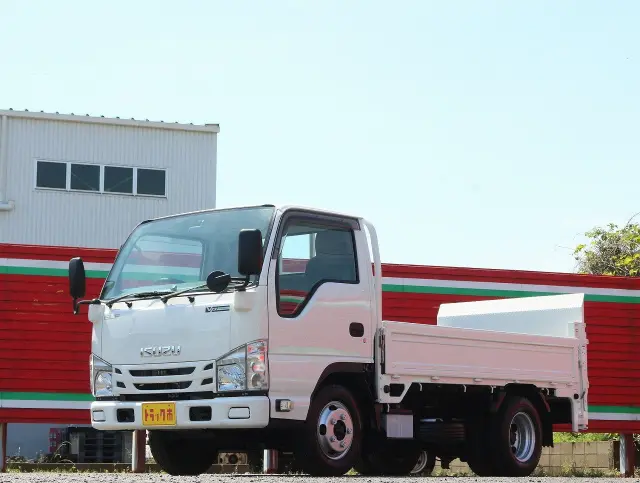 いすゞ エルフ TRG-NJR85A(2WD)の写真50