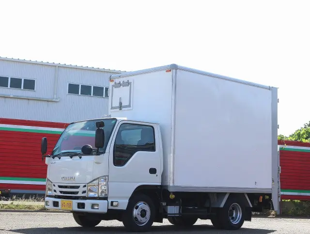 いすゞ エルフ TRG-NJR85ANの写真1