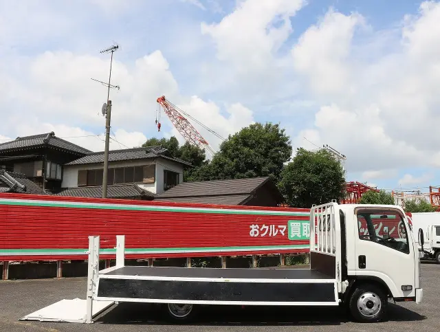 いすゞ エルフ TRG-NPR85AR(2WD)の写真20