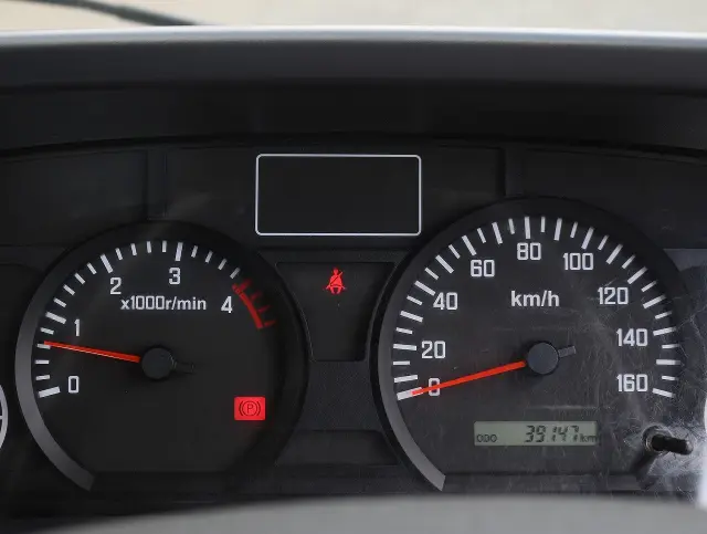 いすゞ エルフ TRG-NPR85AR(2WD)の写真34
