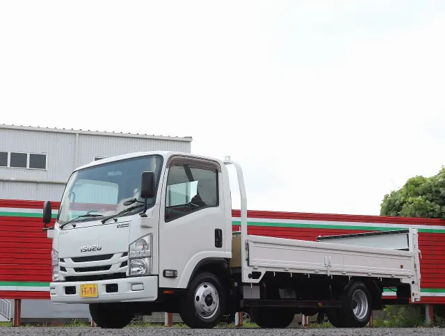 いすゞ エルフ TRG-NPR85AR(2WD)の写真50