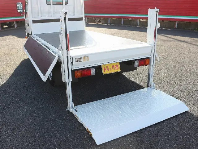 日野 デュトロ 2RG-XZU605M(2WD)の写真4