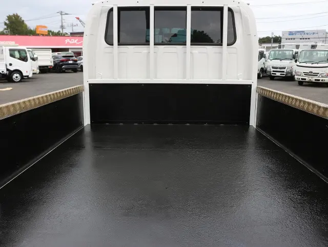 いすゞ エルフ TRG-NJR85A(2WD)の写真10