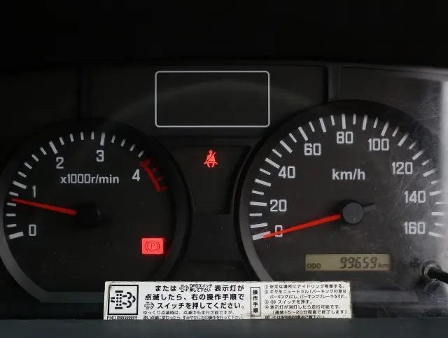 いすゞ エルフ TRG-NJR85A(2WD)の写真30