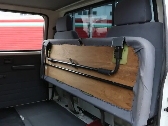 いすゞ エルフ TRG-NJR85A(2WD)の写真47