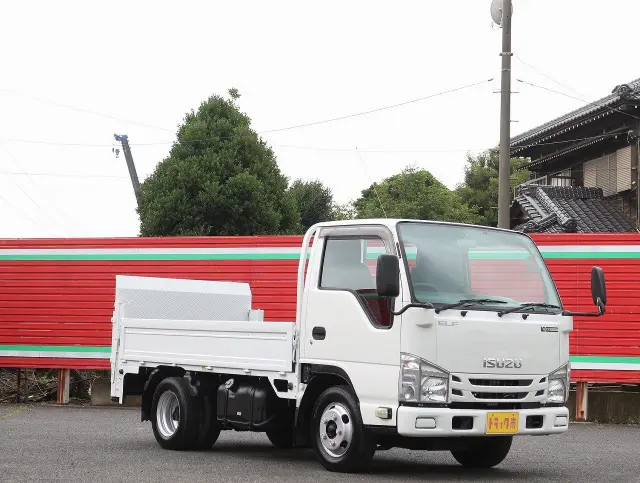 いすゞ エルフ TRG-NJR85A(2WD)の写真3