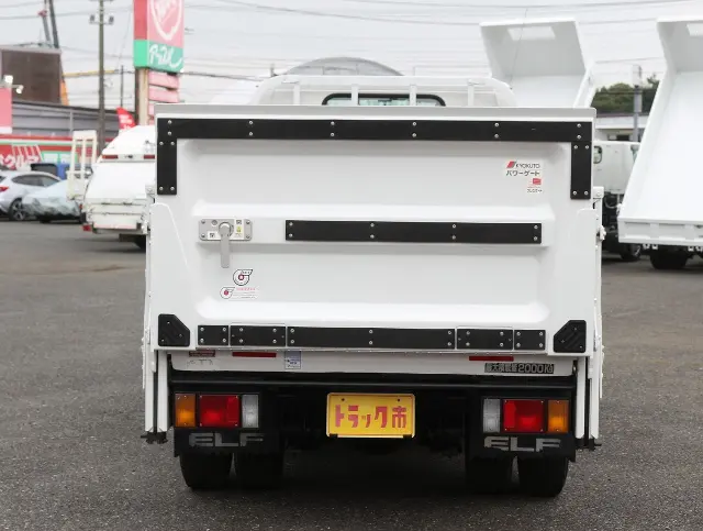 いすゞ エルフ TRG-NJR85A(2WD)の写真6
