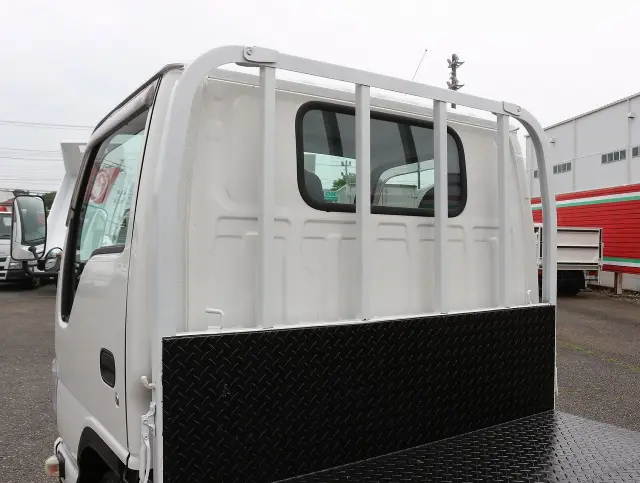 いすゞ エルフ TRG-NJR85A(2WD)の写真25