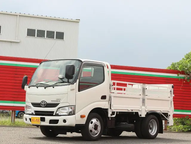 トヨタ トヨエース TKG-XZU675(4WD)の写真1