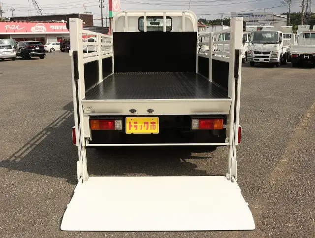 トヨタ トヨエース TKG-XZU675(4WD)の写真11