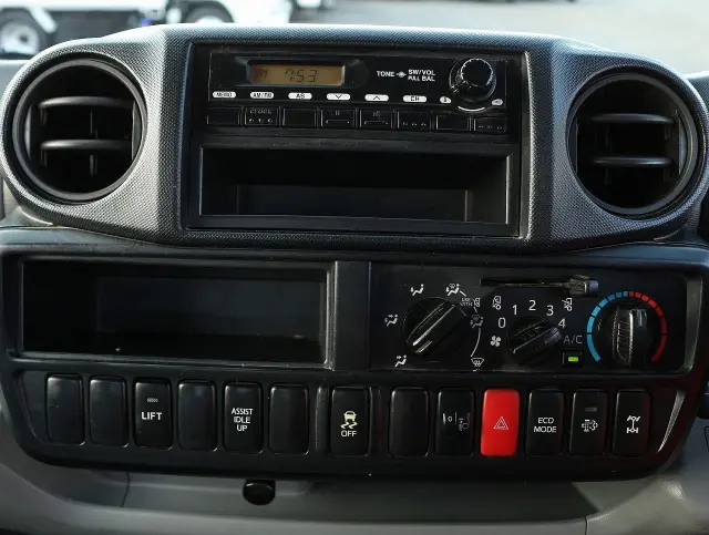 トヨタ トヨエース TKG-XZU675(4WD)の写真44