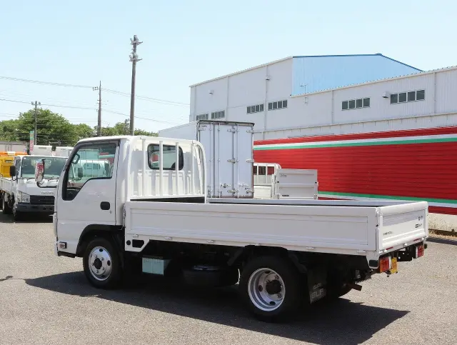 いすゞ エルフ TPG-NJS85A(4WD)の写真7