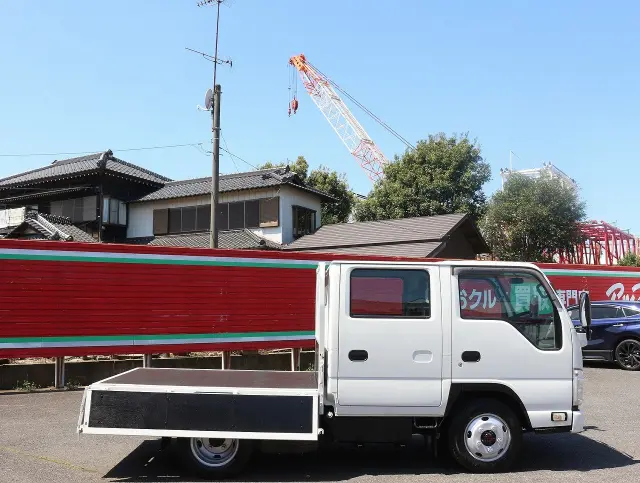 いすゞ エルフ TRG-NJS85A(4WD)の写真13