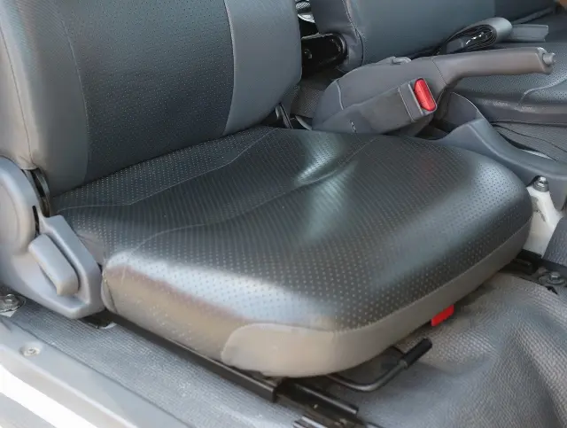 いすゞ エルフ TRG-NJS85A(4WD)の写真29