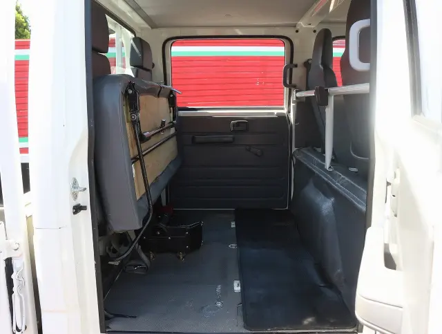 いすゞ エルフ TRG-NJS85A(4WD)の写真46