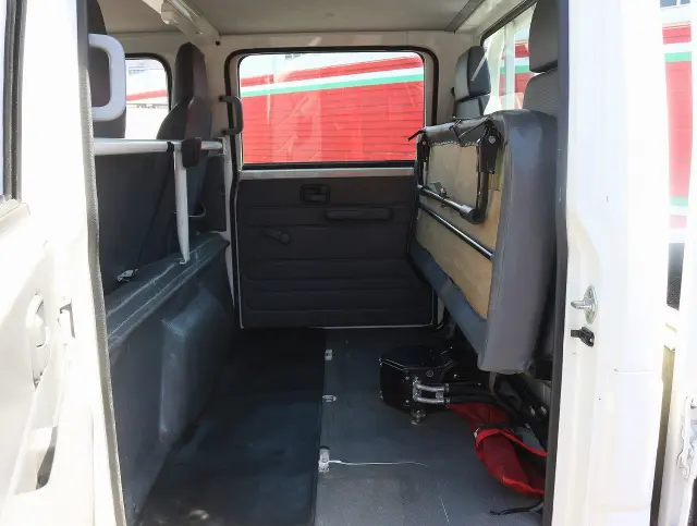 いすゞ エルフ TRG-NJS85A(4WD)の写真47