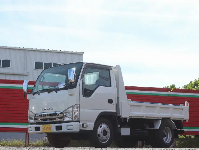 いすゞ エルフ TPG-NJR85AD(2WD)の写真2